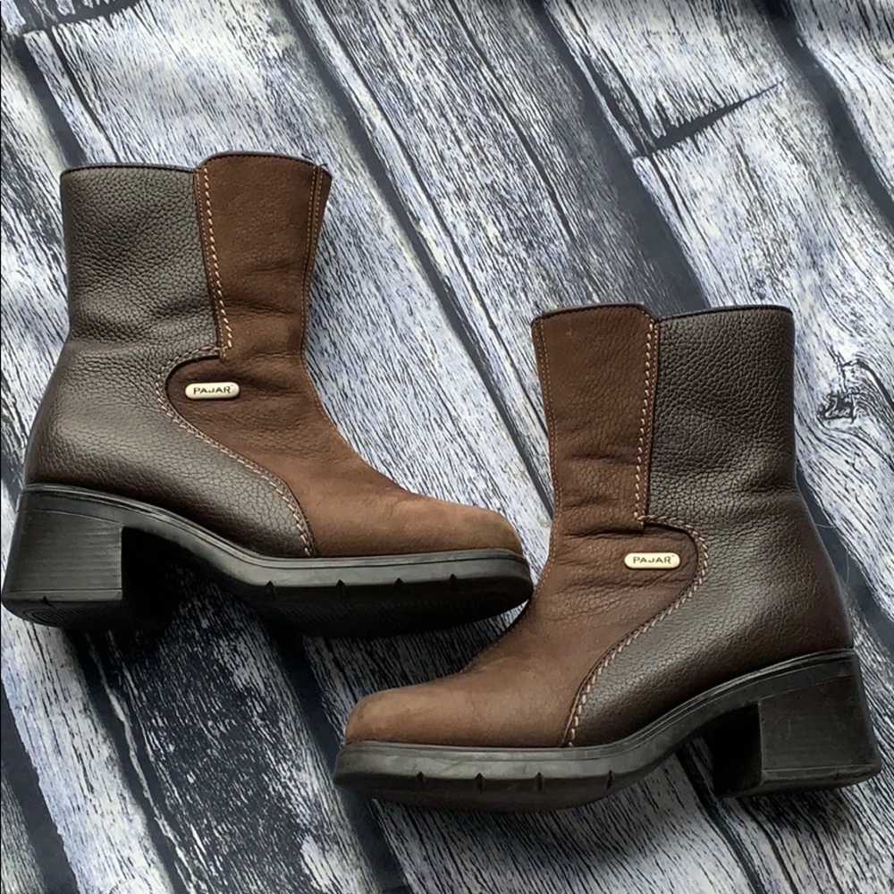 Pajar shearling lined leather short cut heel boots